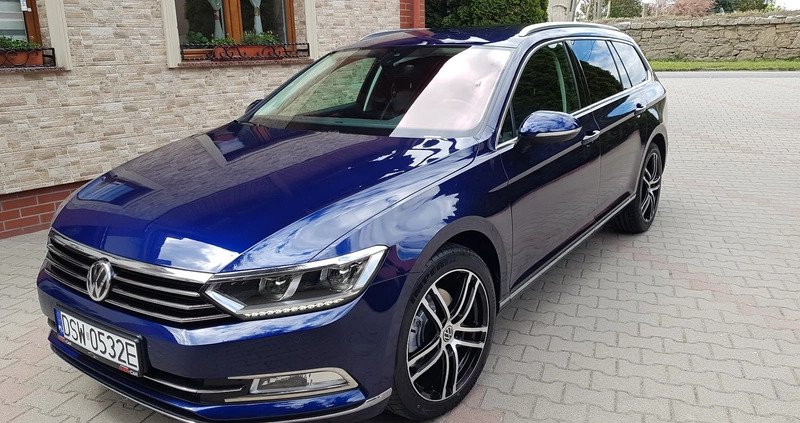 Volkswagen Passat cena 79900 przebieg: 148000, rok produkcji 2018 z Strzegom małe 742